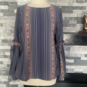 LC LAUREN CONRAD  Blue RUFFLE SLEEVE Blouse Women Size M